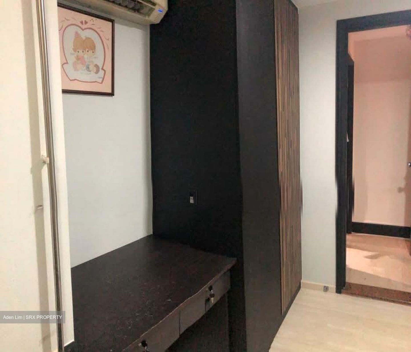 Seletaris (D27), Condominium #566235441